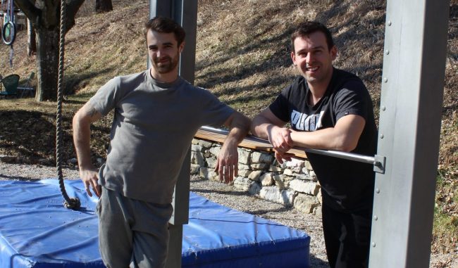 Die Personaltrainer Philipp und Alex stehen für Dein Personal Training bereit.